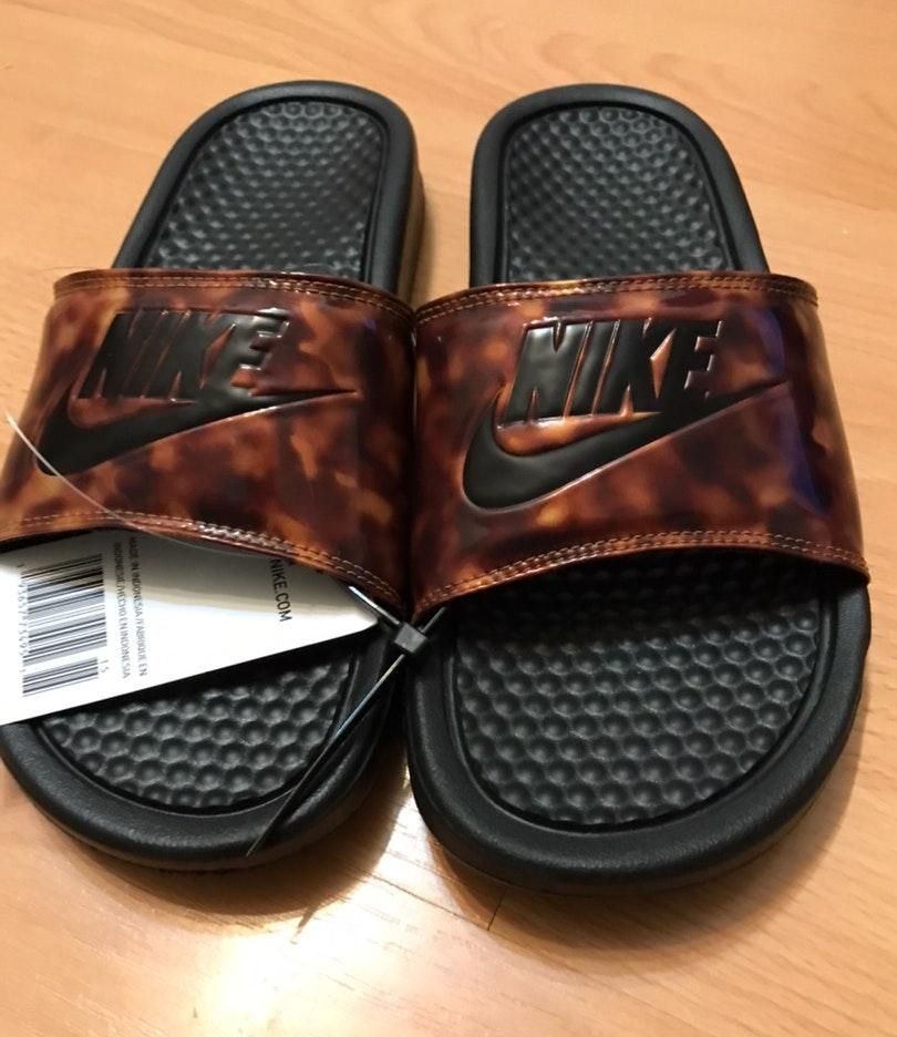 nike benassi tortoise slide sandal