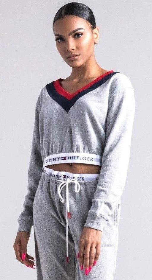 tommy crop hoodie