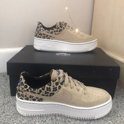 nike air force one sage leopard