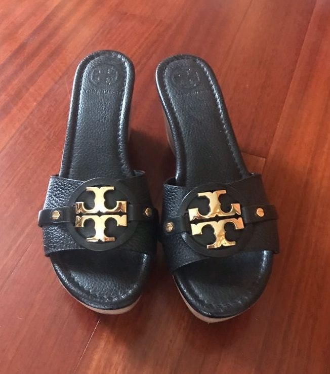 tory burch black wedge heels