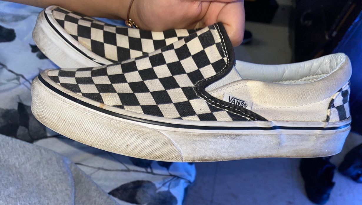 vans checkerboard slip on outfit