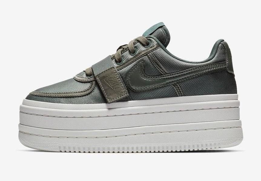 nike vandal 2k sneaker white