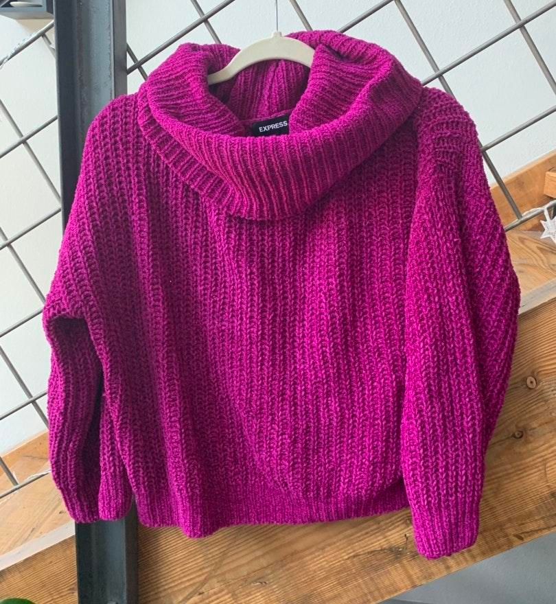 magenta sweater