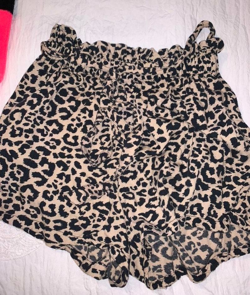 hollister leopard shorts