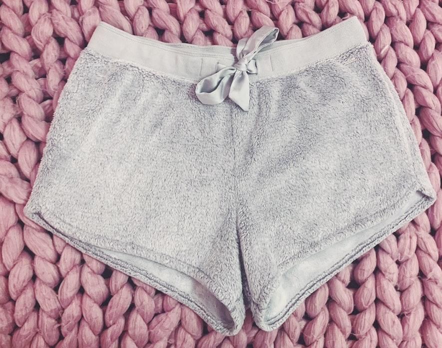 hollister sherpa shorts