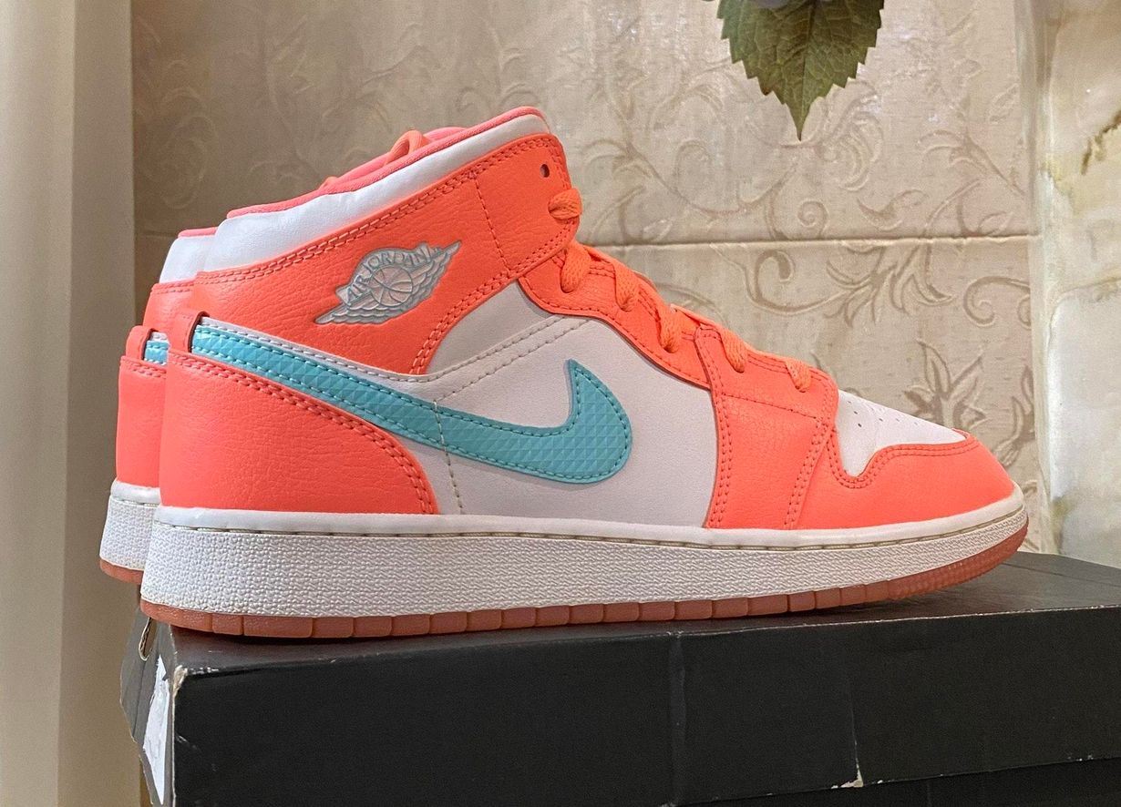 air jordan 1 mid gg crimson pulse
