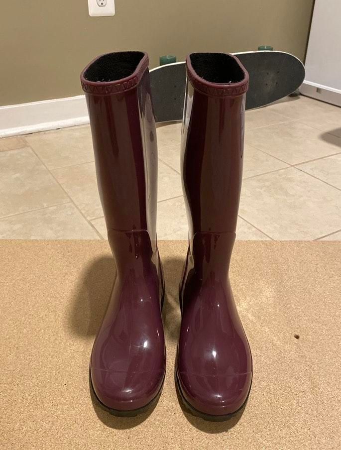 ugg rain boots purple