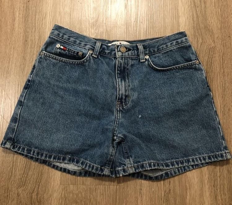 tommy hilfiger boyfriend shorts