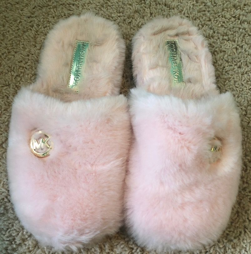 mk fuzzy slippers