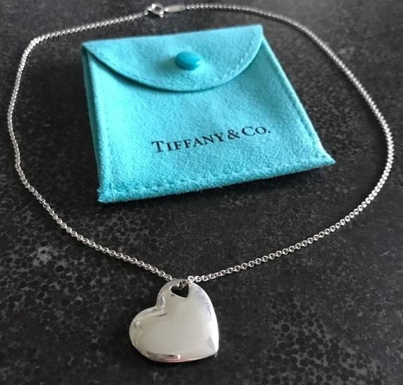 tiffany solid heart necklace