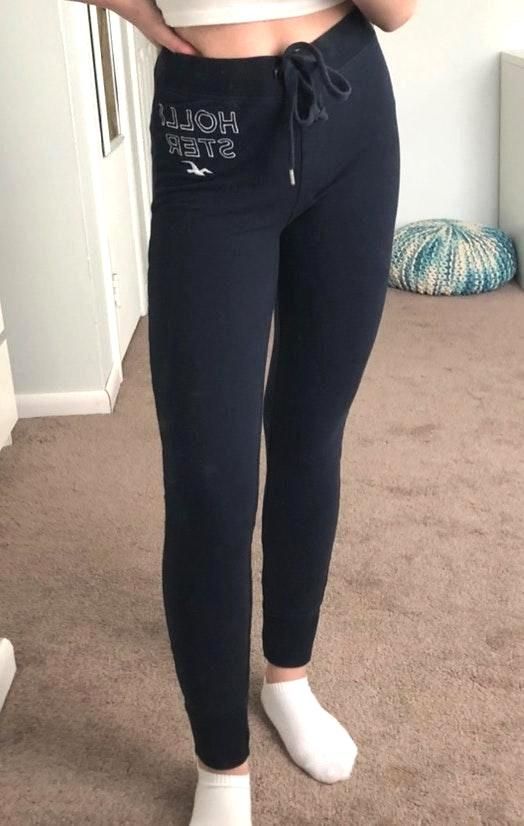 navy hollister leggings