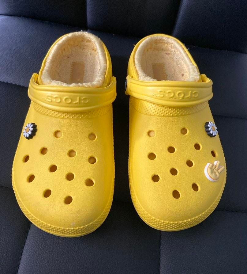 yellow fur lined crocs