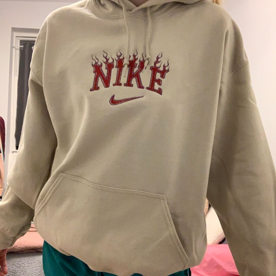 nike flame logo hoodie