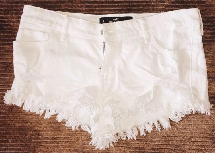 hollister white shorts