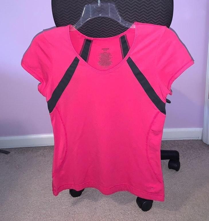 danskin workout tops
