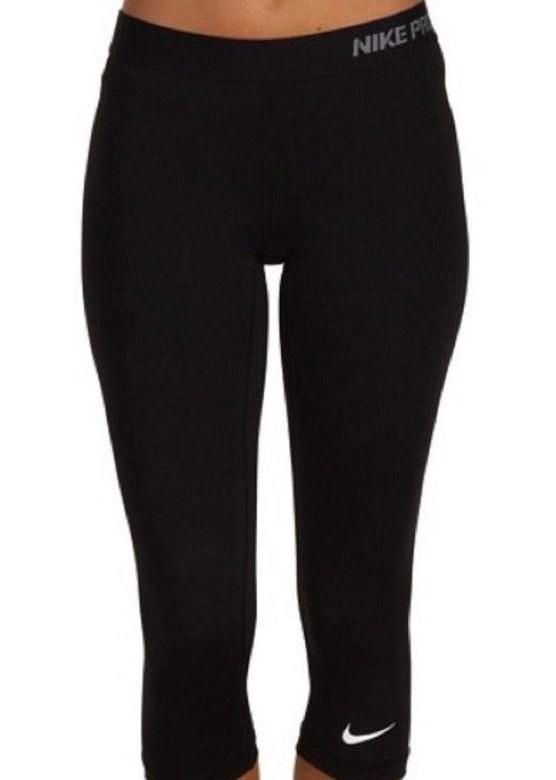 nike pro dri fit capri leggings