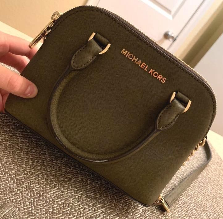 michael kors army purse