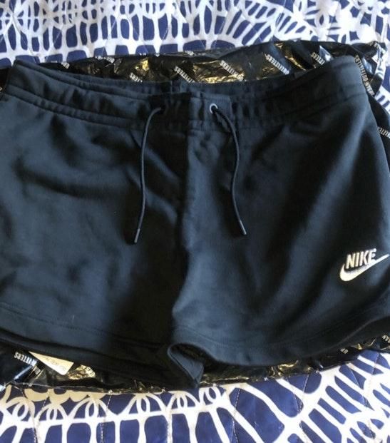 nike shorts urban outfitters