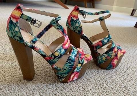 dany jessica simpson shoes