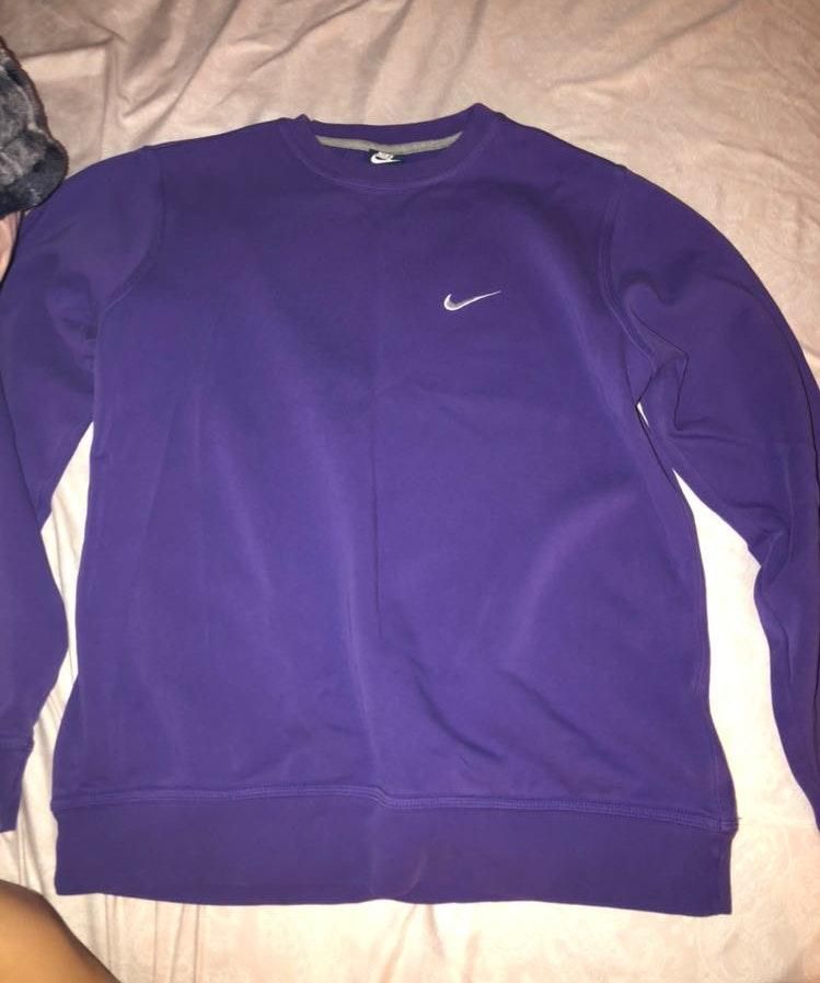 purple nike crew neck