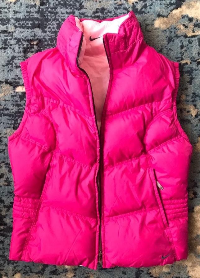 pink nike vest