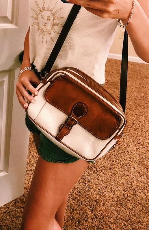 La Tour Eiffel Vintage Leather Handbag Curtsy La Tour Eiffel Vintage Leather Handbag Curtsy