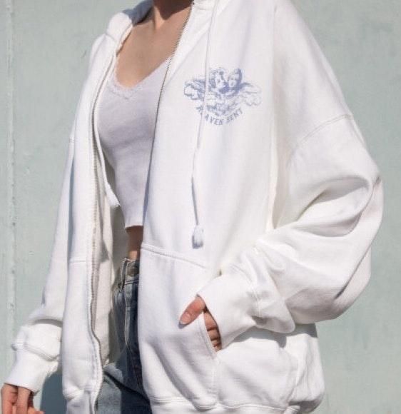 Brandy Melville Heaven Sent Hoodie Curtsy Brandy Melville Heaven Sent Hoodie Curtsy