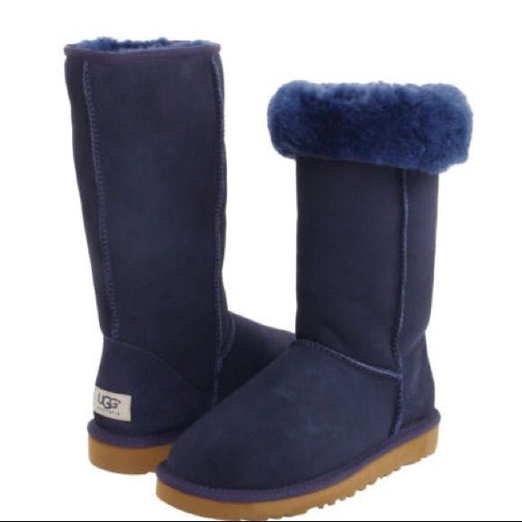 navy blue uggs