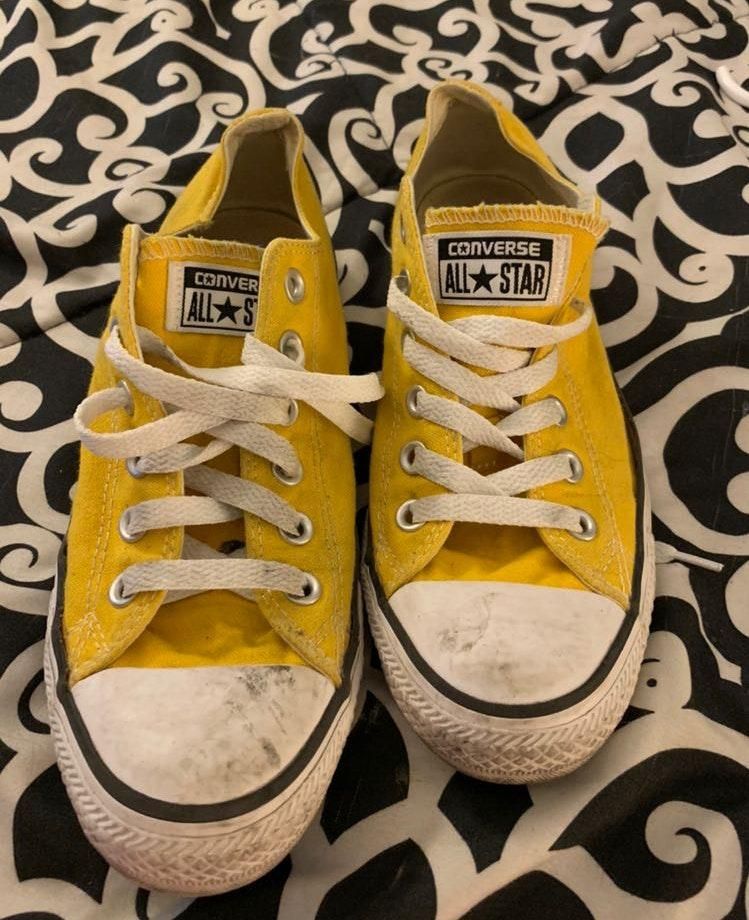 yellow shoes size 8