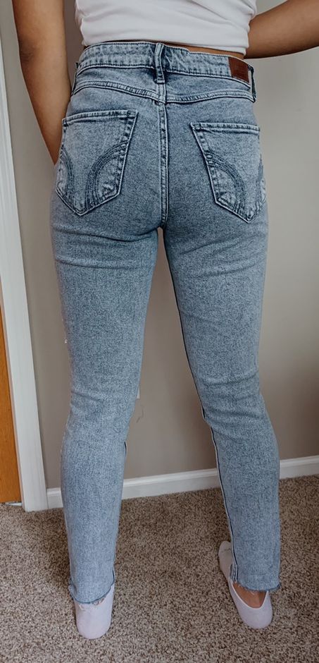 hollister high waisted jeans