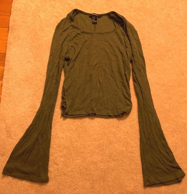 bell sleeve tops forever 21