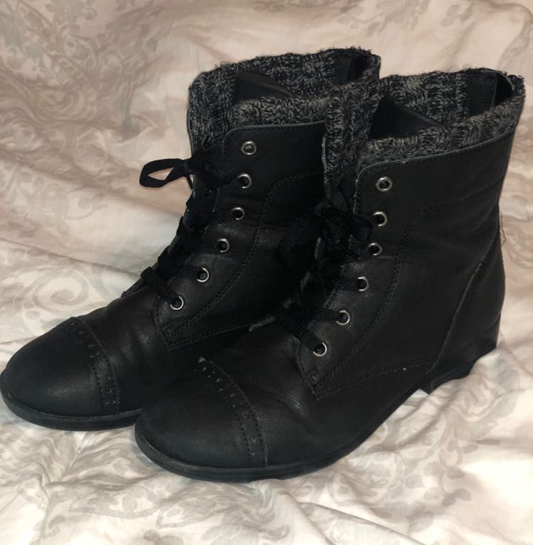 kohls black combat boots
