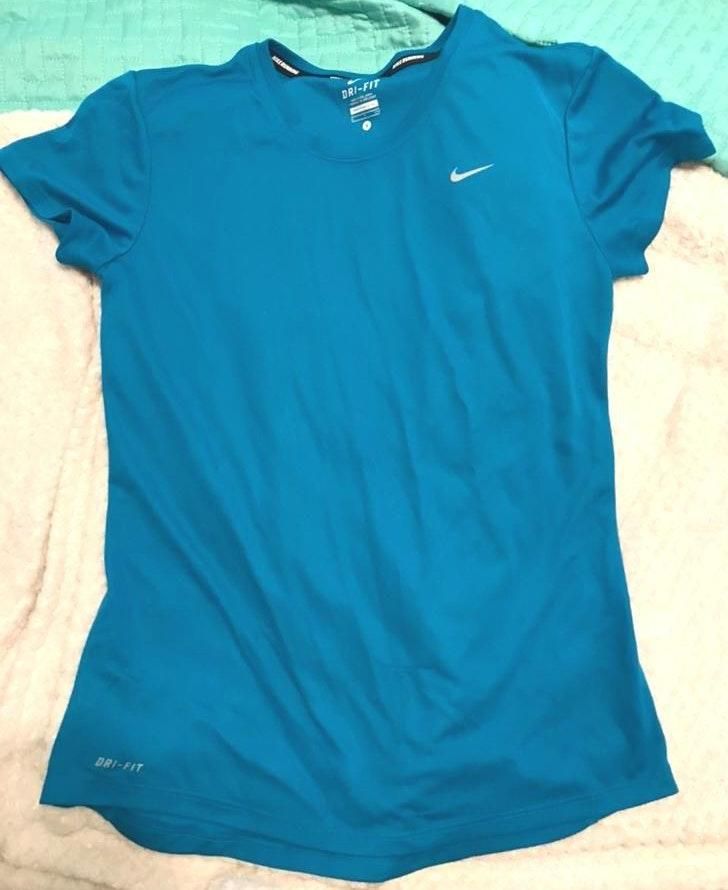 dri fit running top