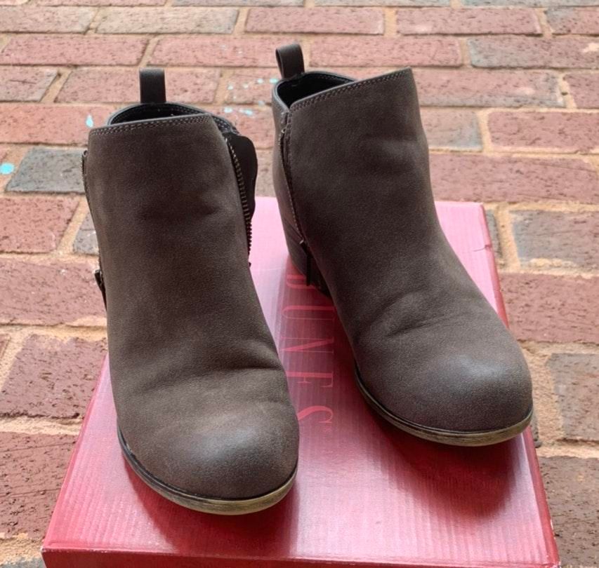 dress barn booties
