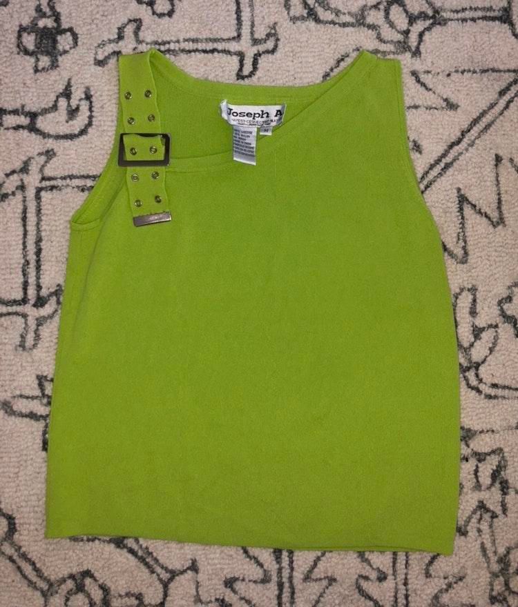 lime green buckle top