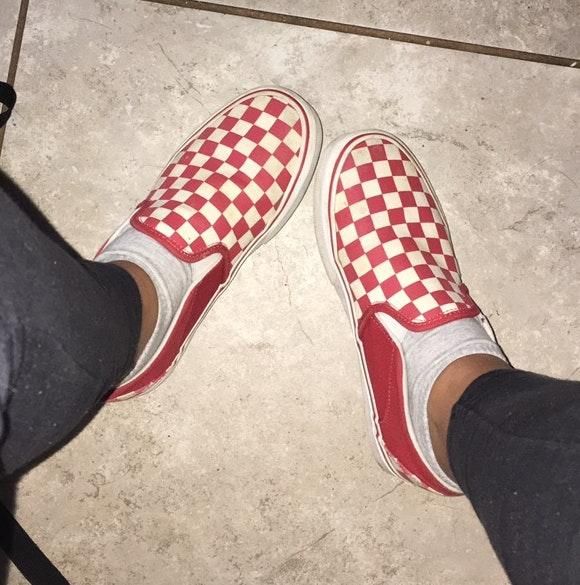 vans red checkered slip on