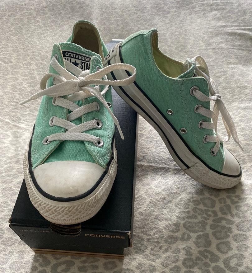 mint converse low tops