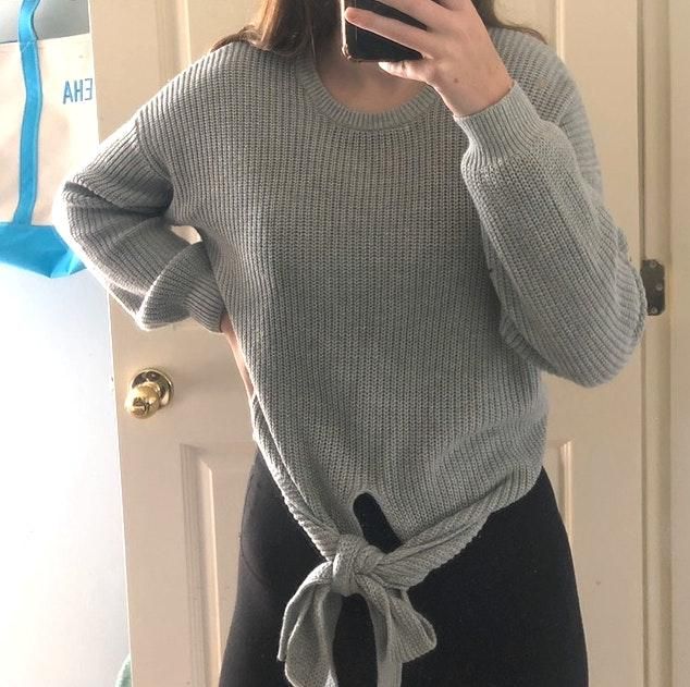 hollister gray sweater