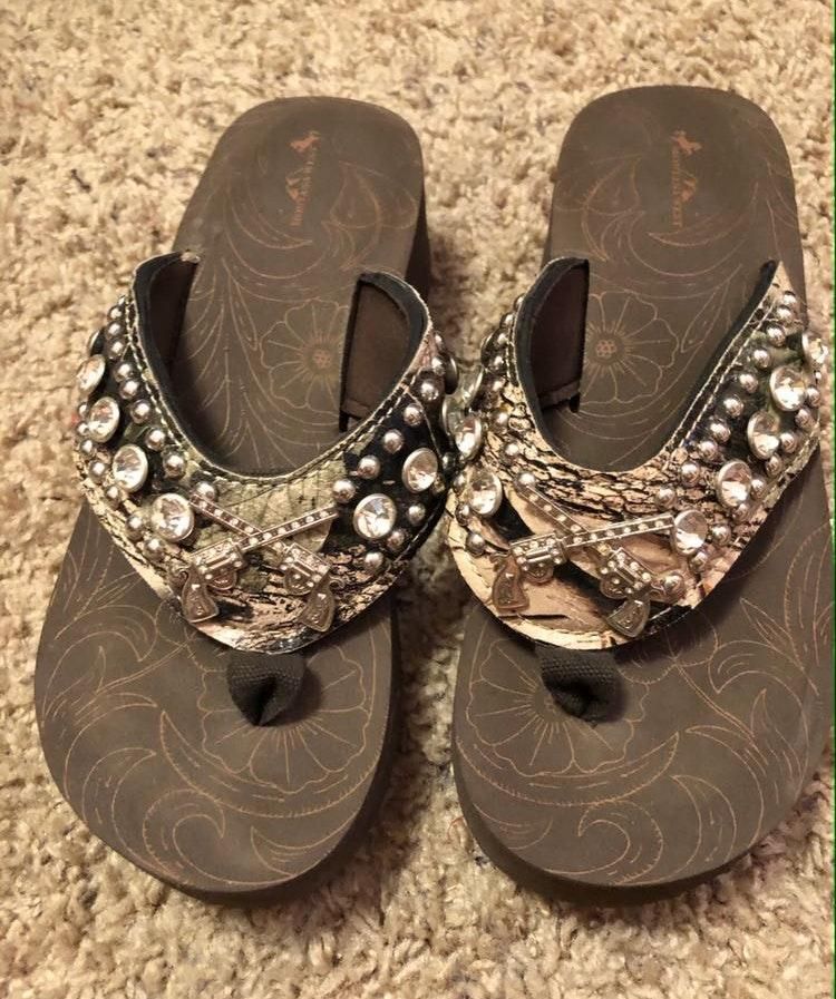 montana west flip flops