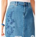 Talbots  Embroidered Denim Skirt Size 8 Petite Photo 6