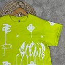 Urban Outfitters  Billie Eilish Exclusive Allover Print Tee Baggy Neon Green L Photo 4