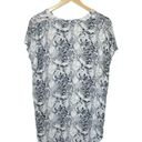 Seven7  Women’s Silky Snakeskin Print Tunic Blouse in White/Grey Size M Photo 8