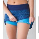 Lululemon Run Pace Rival Skirt in Elegant Samba Snake Kayak Blue Size 4 Reg Photo 1