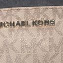 Michael Kors Jet Set Snap Wallet Photo 9