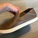 Olukai   womens 9 leather  shoes  Brown Slip On Photo 5