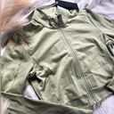 Alphalete Frozen Spring Trace Jacket Photo 3