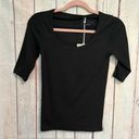 Everlane NWT  The Pima Micro-Rib Scoop-Neck Tee Photo 4