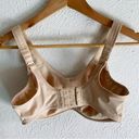 Wacoal  Simone Sport Underwire Bra Sand 34C Photo 2