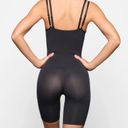 SKIMS NEW  Seamless Sculpt Butt Lifting Open Bust Bodysuit in Onyx Size S Photo 3