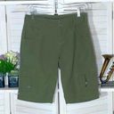 Columbia  Omni Shade military green cargo pockets utility bermuda shorts sz 4 Photo 0